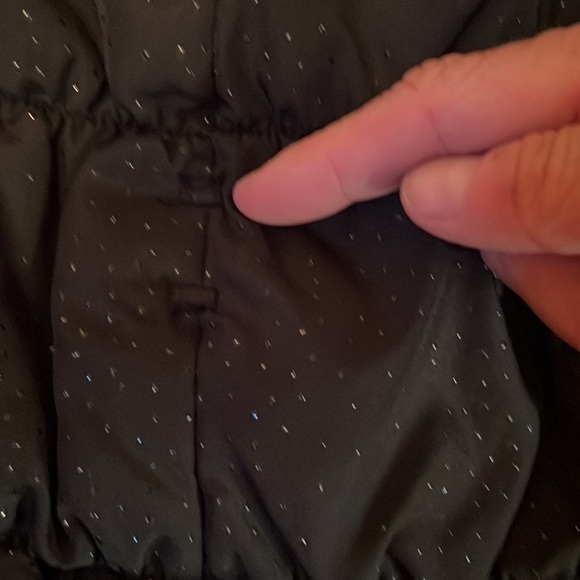 EUC Grane Girl’s Puffer Vest, full zip w clasp belt, M - Picture 15 of 16